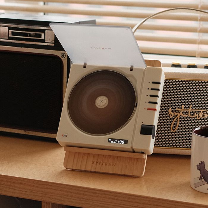 Syitren R300 Retro CD Player