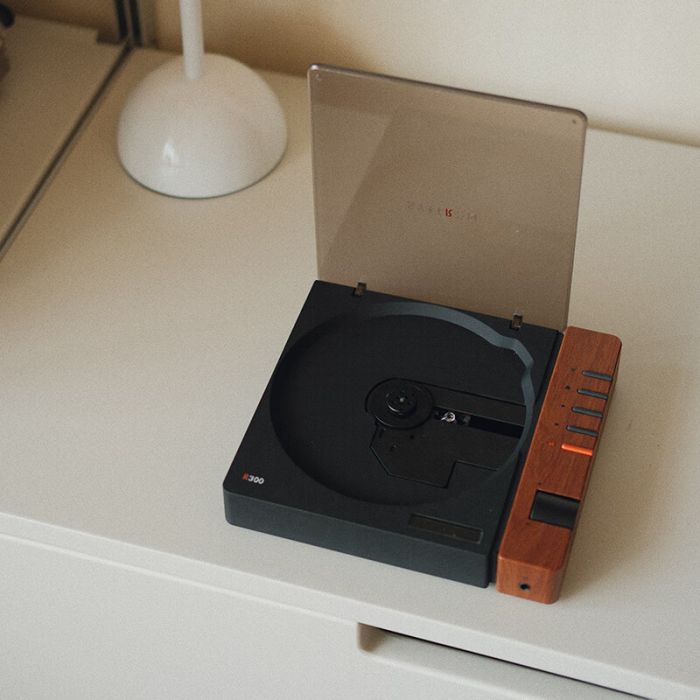 Syitren R300 Retro CD Player